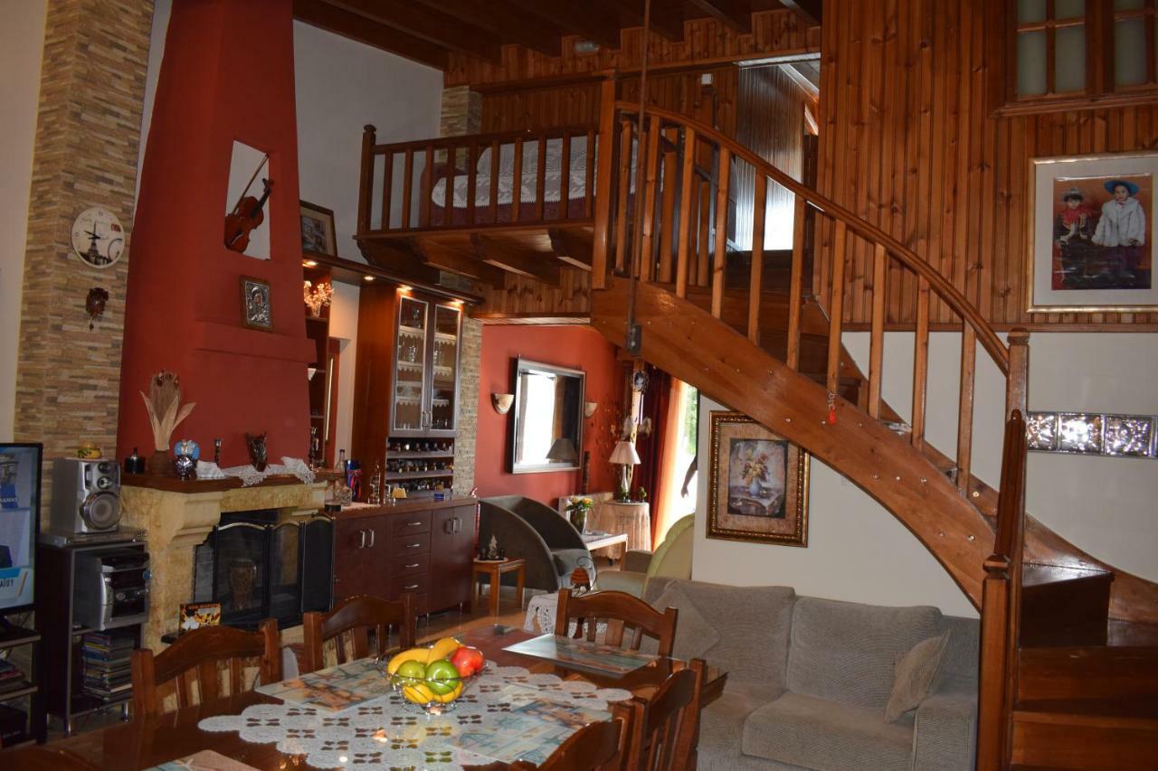 Dimitris Constantinou Villa Sourpi Buitenkant foto